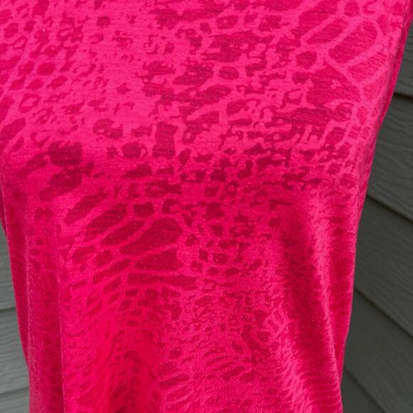 Under Armour semi fitted, Heat Gear, racer back with knot, tank women's size S - Picture 2 of 5